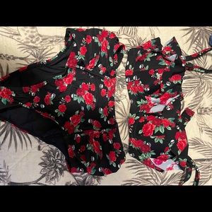 Hot topic 2 pc bathing suit